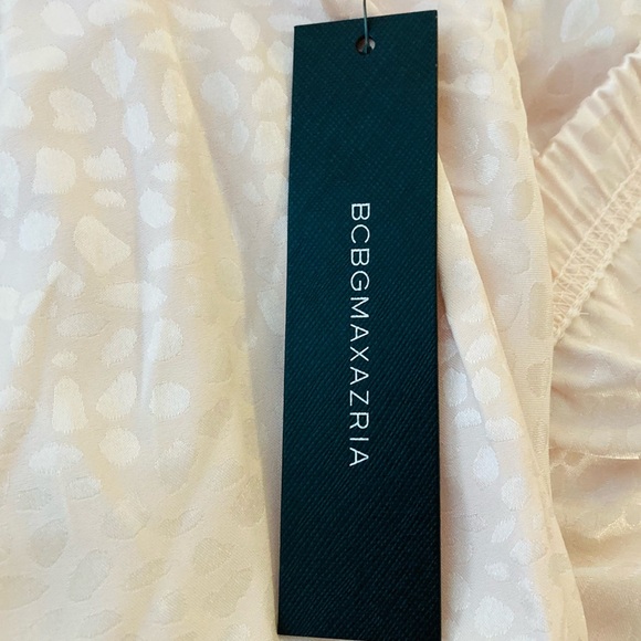 BCBGMaxazria Mauve Chalk Animal Jacquard Short Set Pajamas size Large NWT - Picture 6 of 13